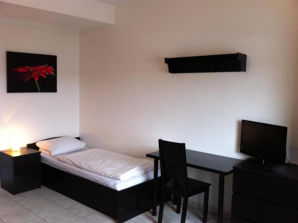 Hotel Goldener Engel Waldbronn Bilik gambar